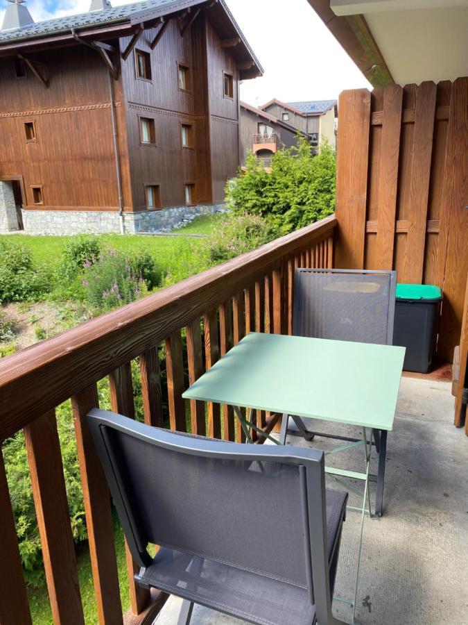Location Studio Plein Centre Les Carroz Bagian luar foto
